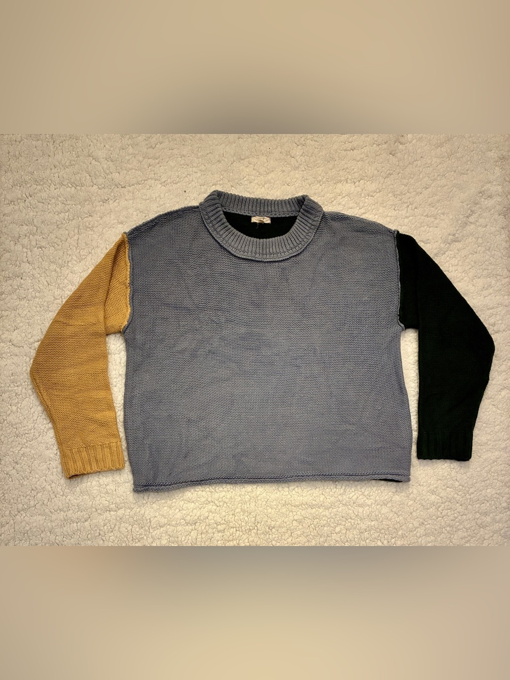 ✨ Oversized Colorblock Easel Knit Sweater ✨
Size Large | Cozy Relaxed Fit